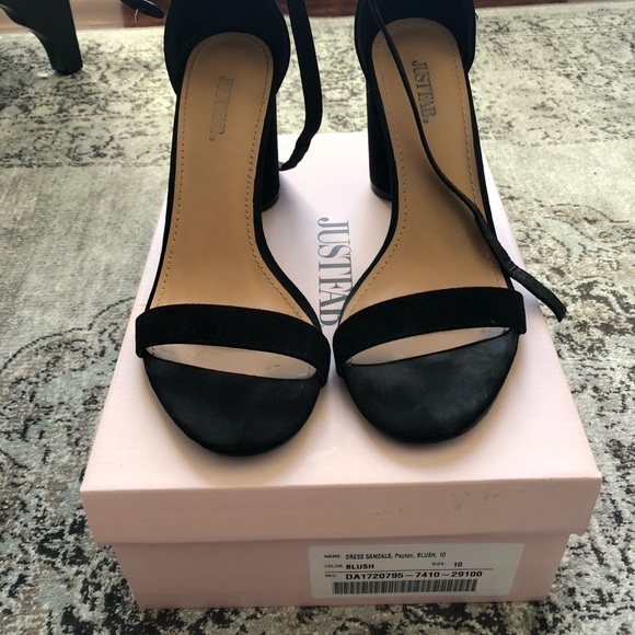 Chunky heel sandal - Picture 3 of 3